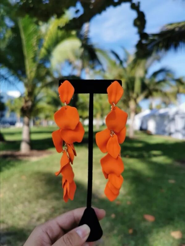 Luxury Petals Earrings - Image 9