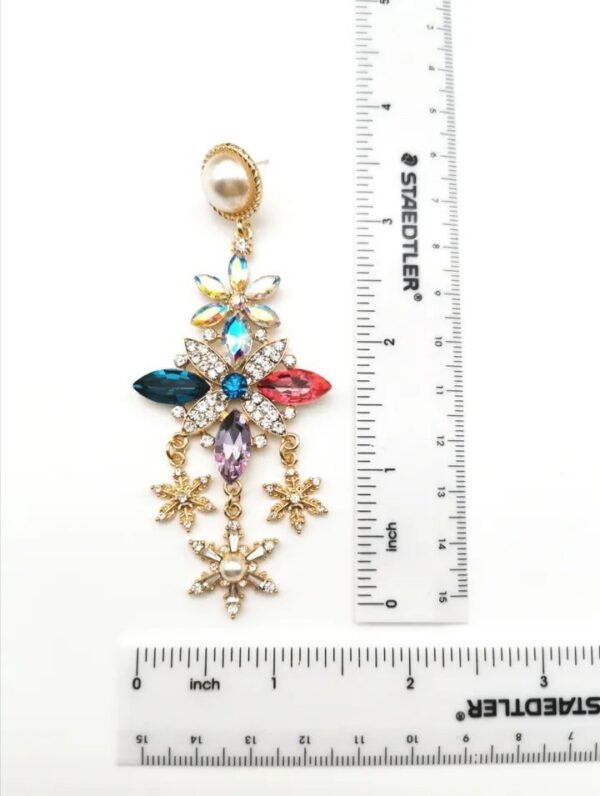 Baroque  Rhinestone Drop Earrings - Image 4