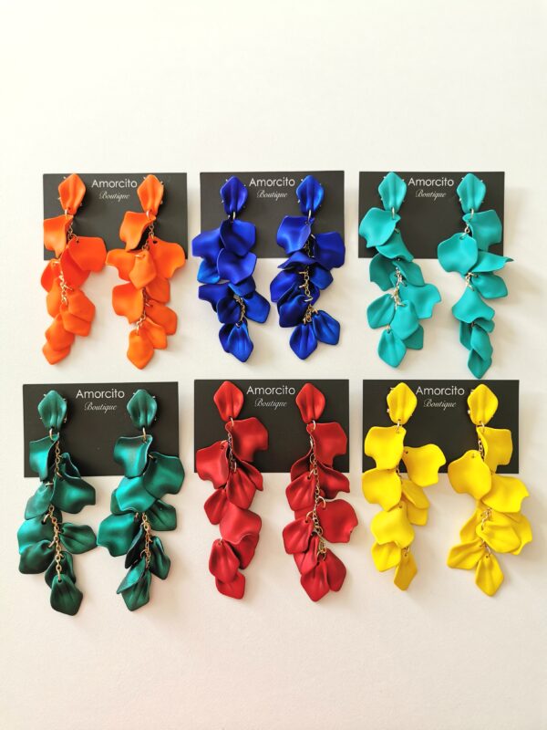 Luxury Petals Earrings - Image 3
