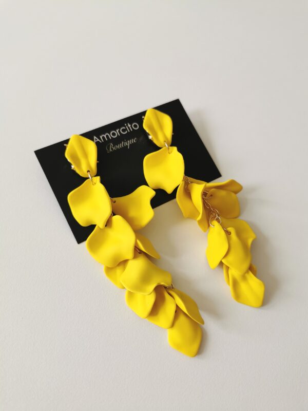 Luxury Petals Earrings - Image 8